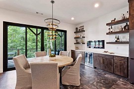 luxury home builder greenville